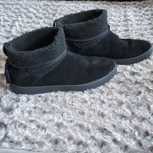 Koolaburra Isana Suede Boot